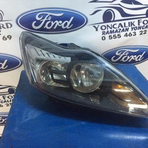 Ford Focus 2 Makyajlı Sağ Far