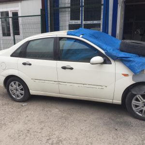 Ford Focus 1 Çıkma Orjinal Beyaz Sağ Ön Kapı