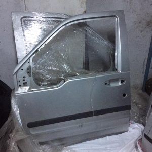 Ford Connect Çıkma Sol Ön Kapı - Hatasız Gri